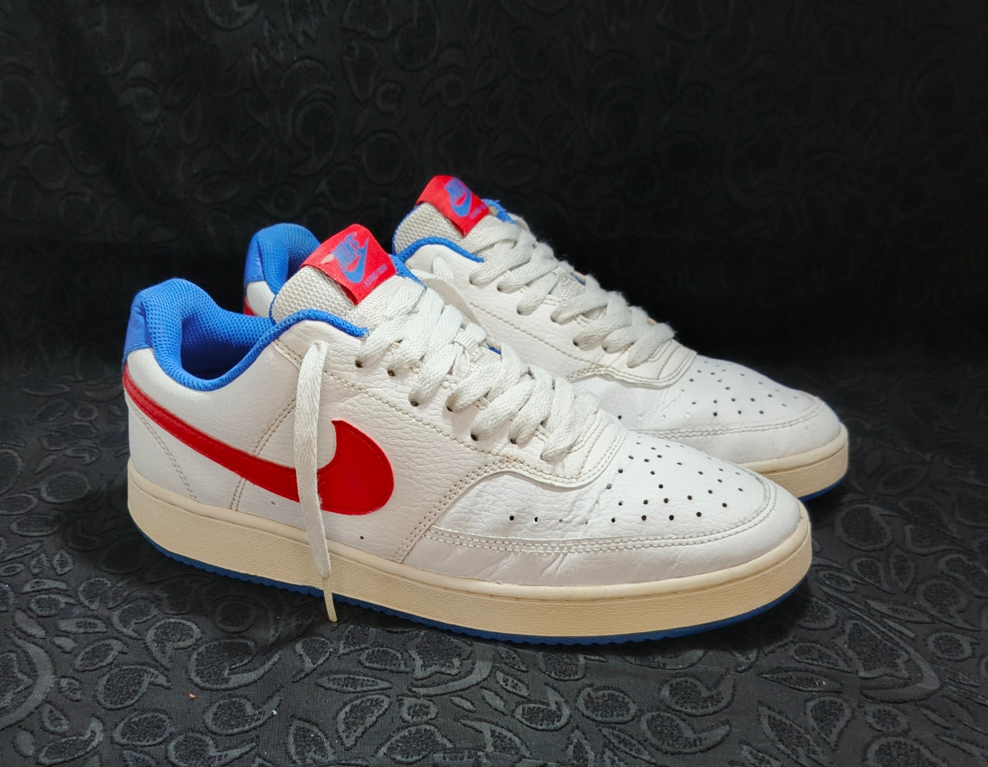 Nike Revolution 5 "White/Red"