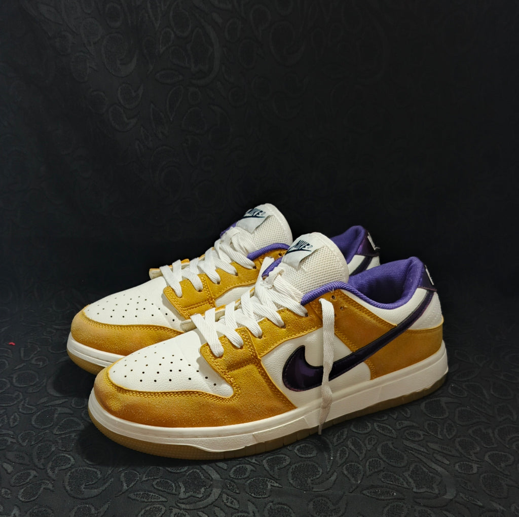 Nike Dunk Low "Hasta / Total Orange"