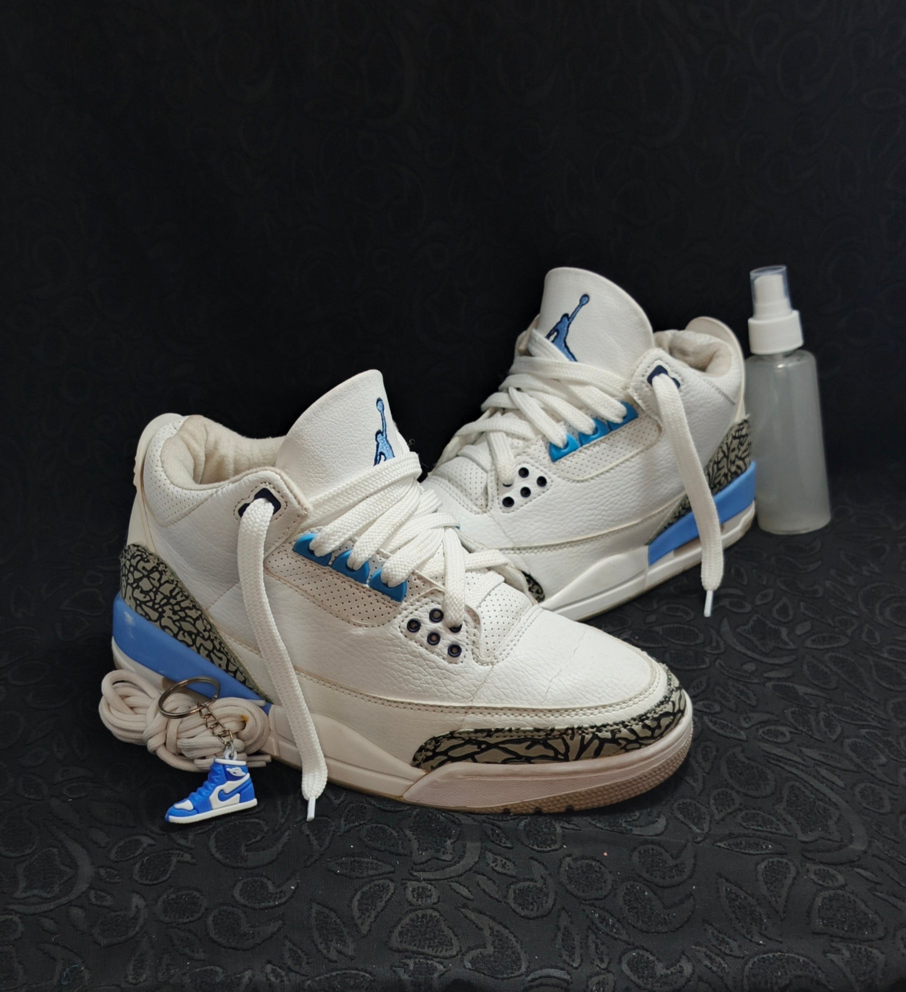 Air Jordan 3 Retro "UNC"