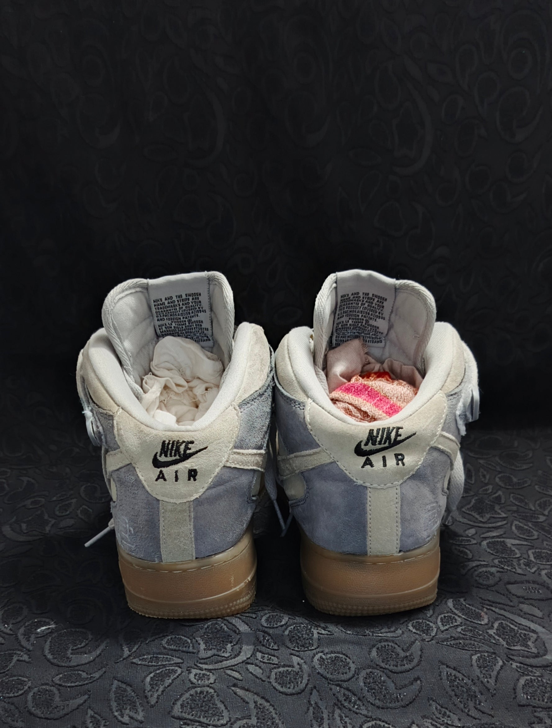 Nike Air Force 1 High (Suede / Gum Sole)
