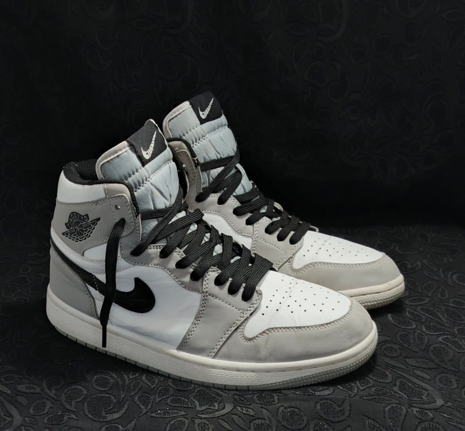 Nike Air Jordan 1 High “Grey/White/Black”