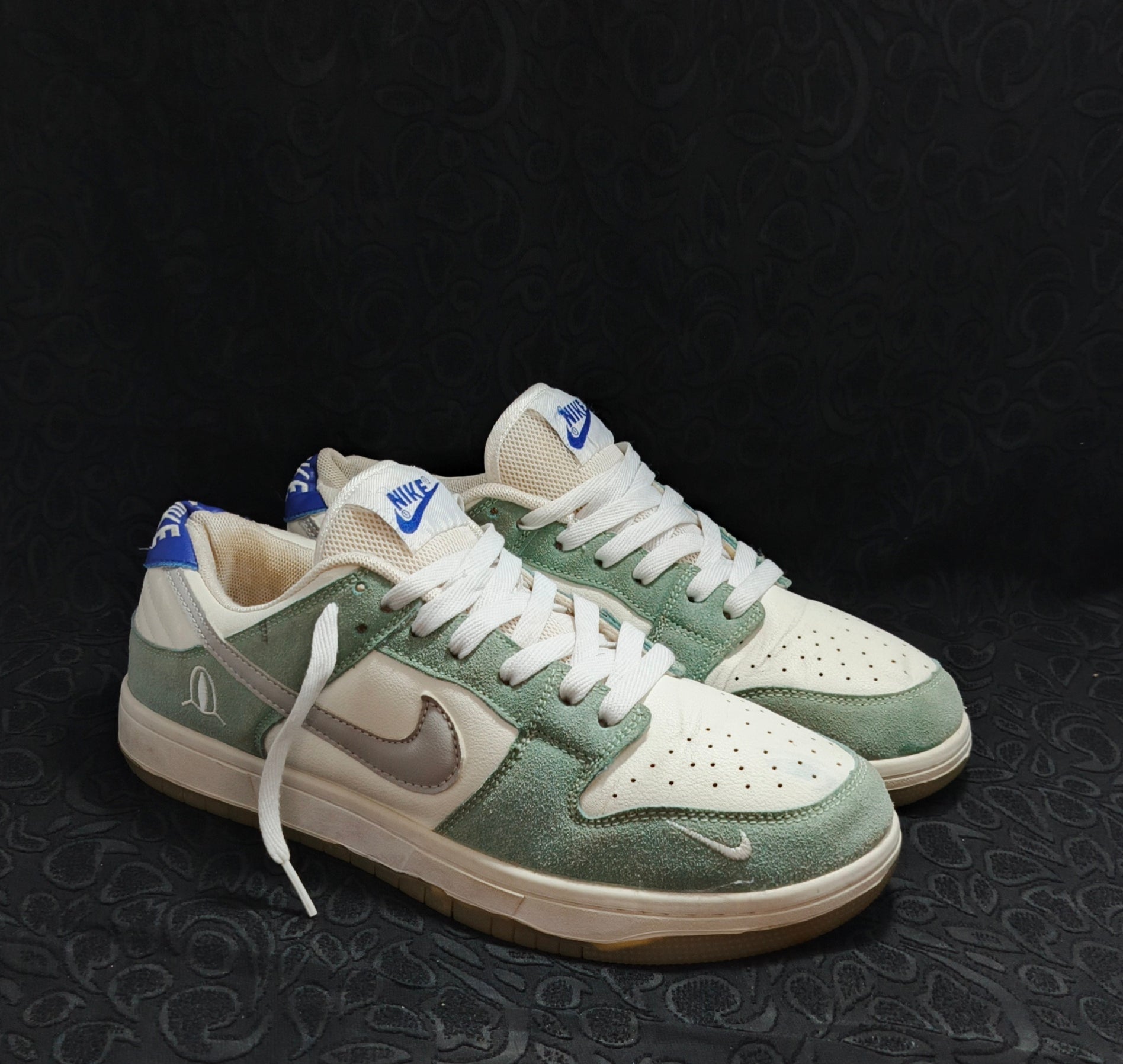 Nike SB Dunk Low Turbo Green X April