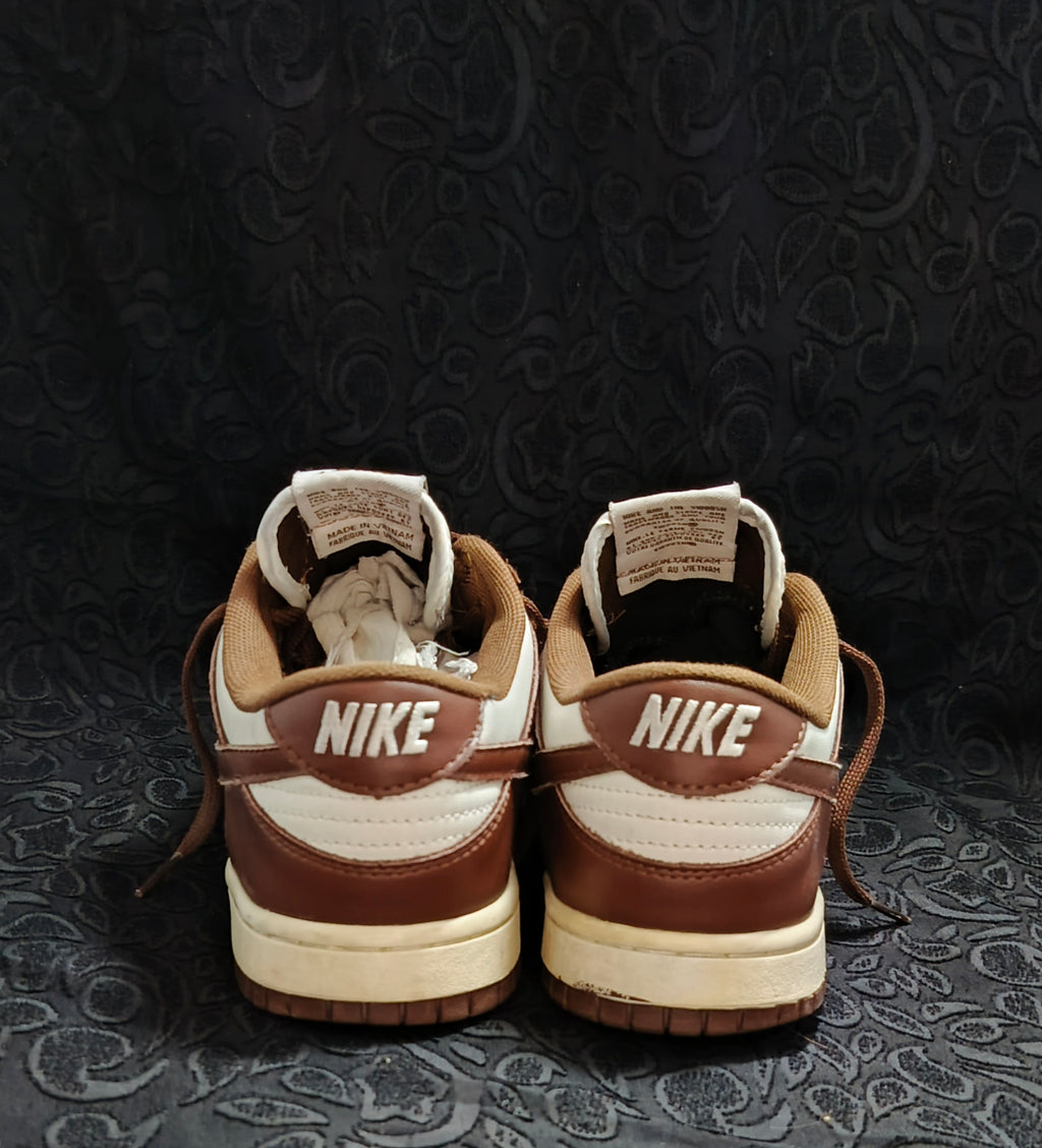 Nike sb dunk brown panda
