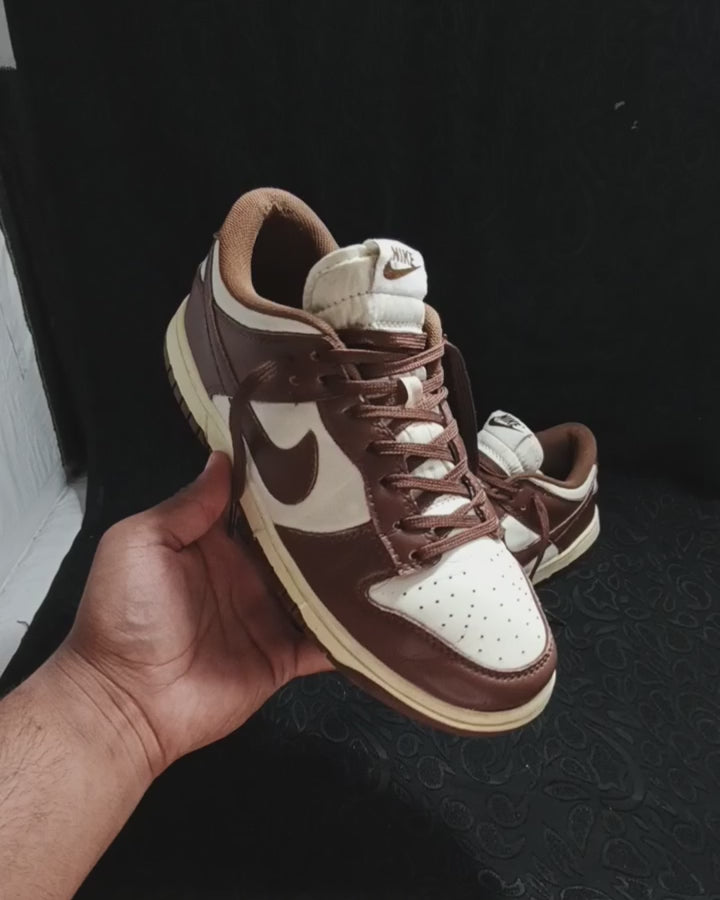 Nike sb dunk brown panda