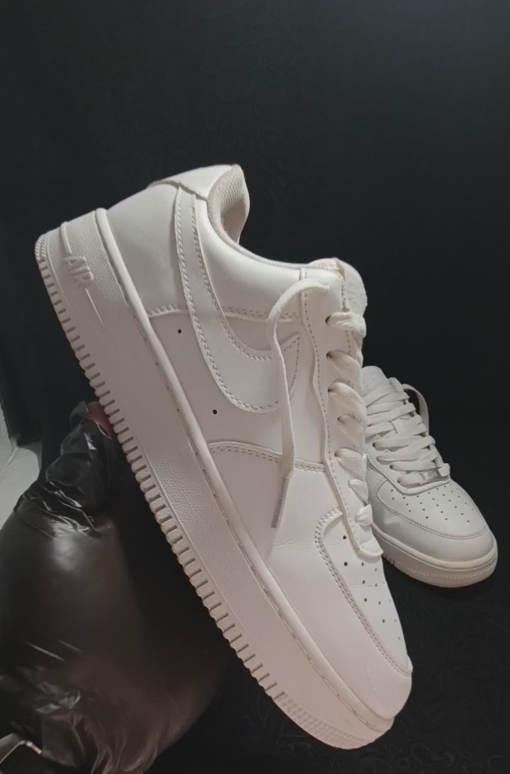 Nike Tanjun "White"